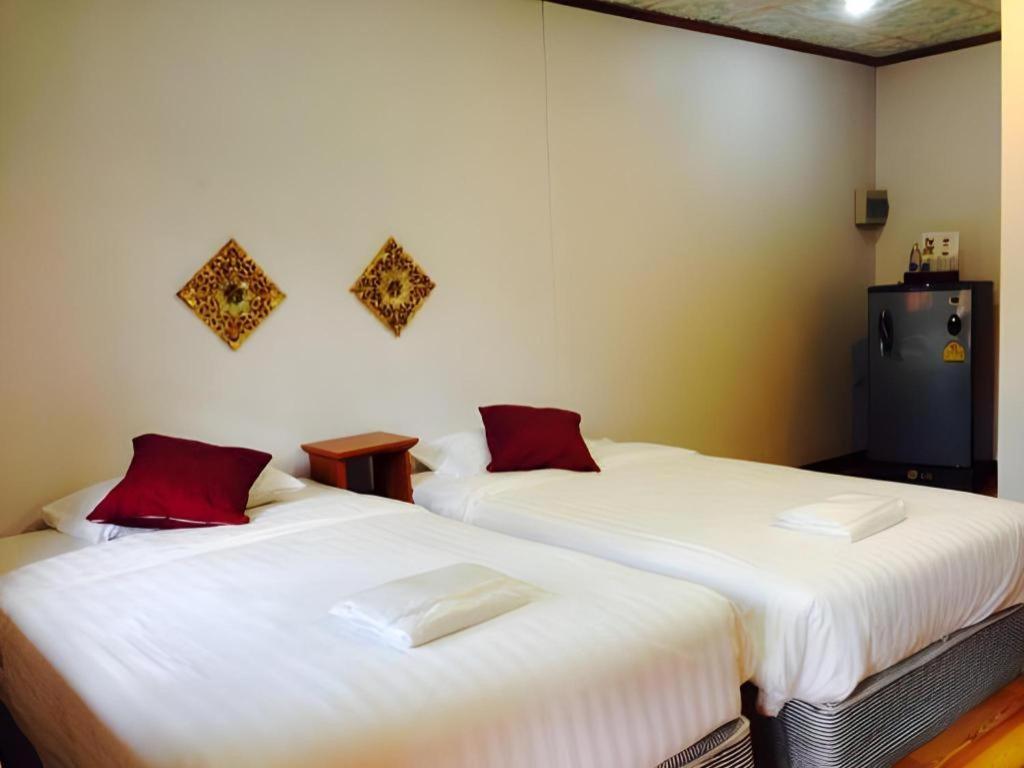 Chiangsan Goldenland Resort Chiang Saen Exterior photo
