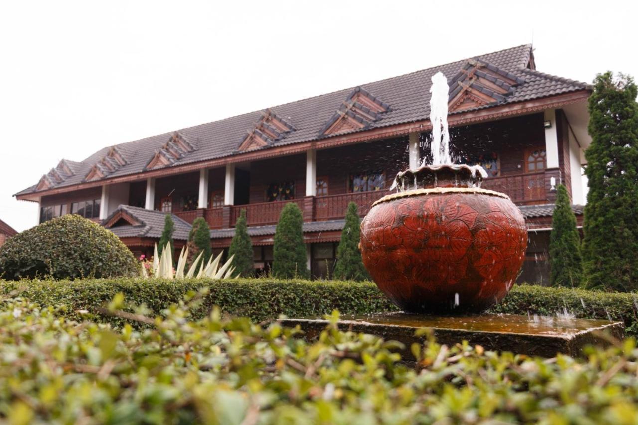 Chiangsan Goldenland Resort Chiang Saen Exterior photo